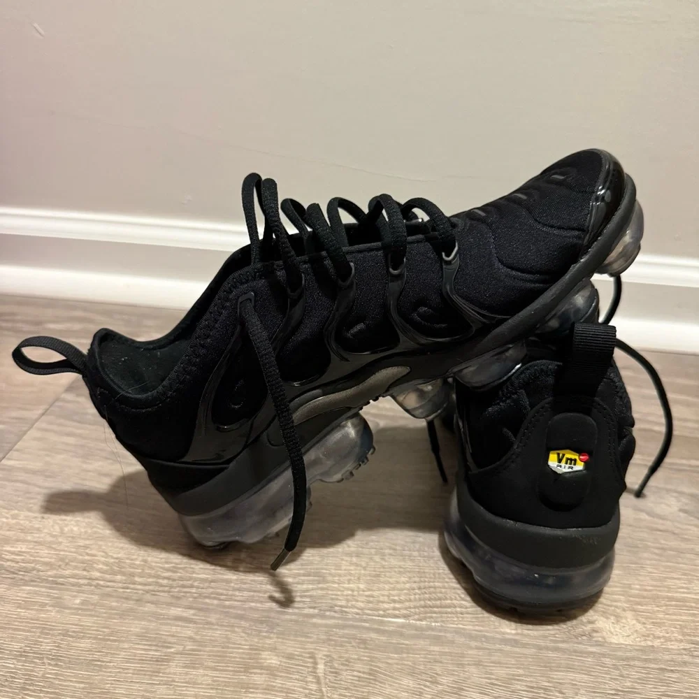 Nike Air VaporMax Plus SE - Picture 11 of 16